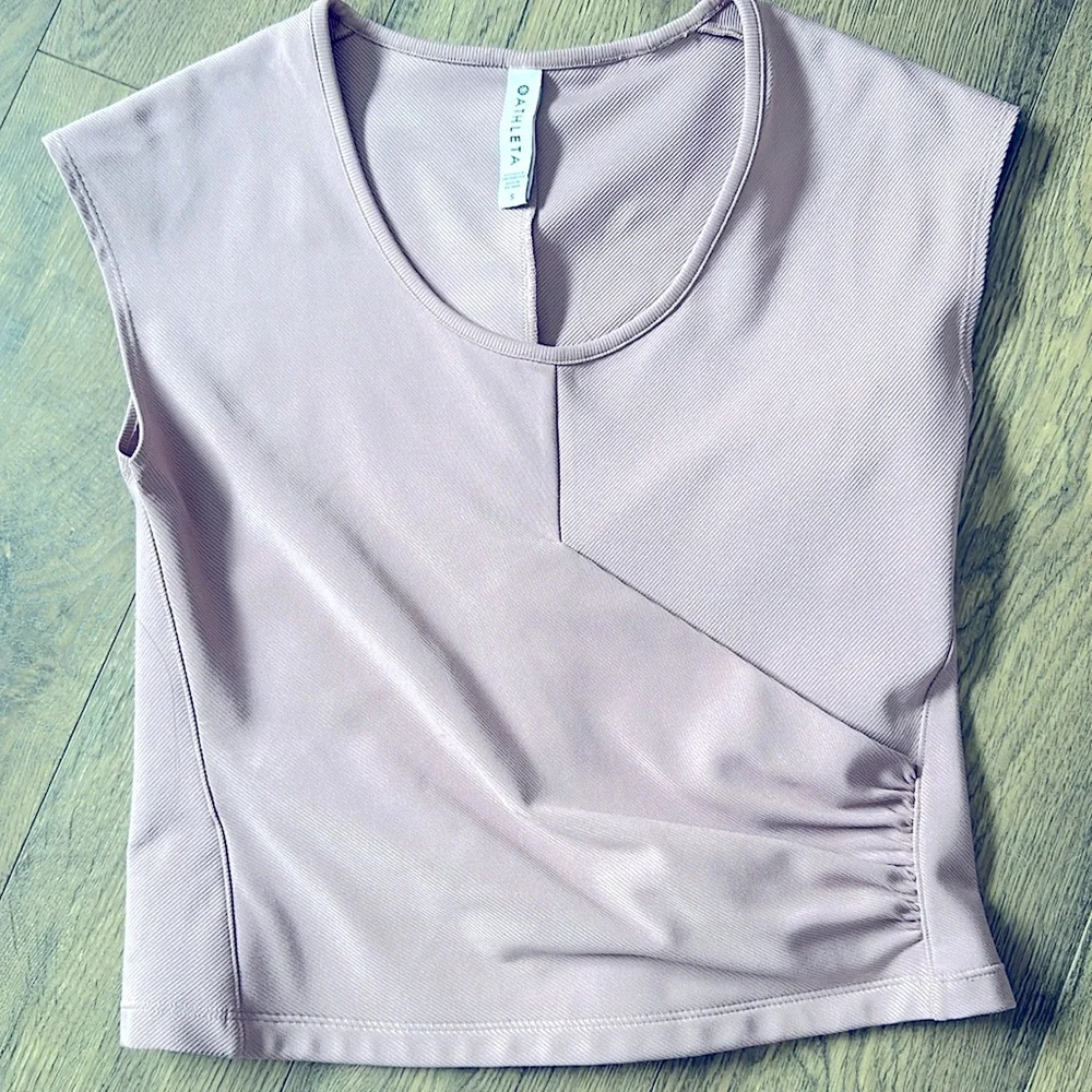Athleta top - Picture 1 of 2